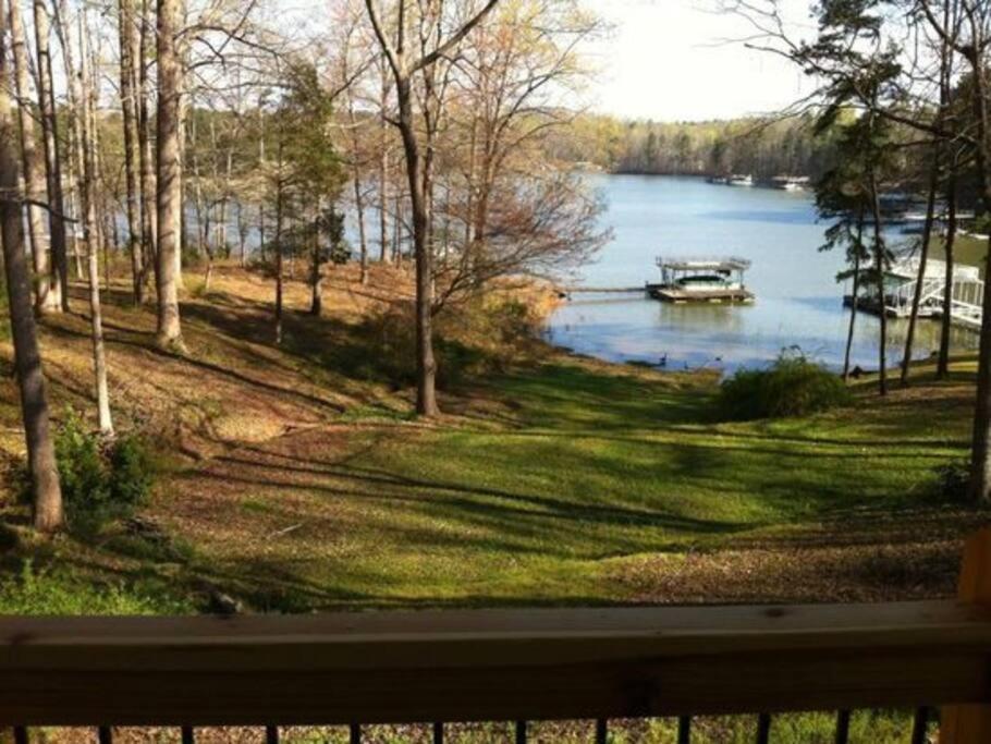 Cozy, Lake Lanier Property With Amazing Views Dawsonville Exterior foto