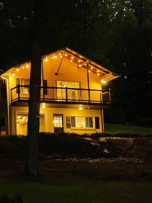 Cozy, Lake Lanier Property With Amazing Views Dawsonville Exterior foto
