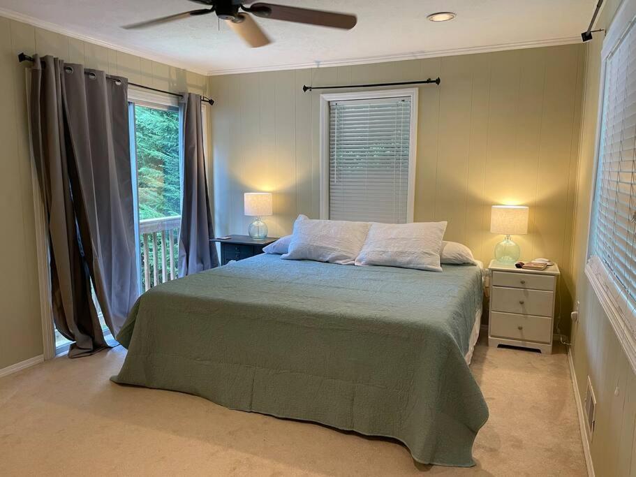 Cozy, Lake Lanier Property With Amazing Views Dawsonville Exterior foto