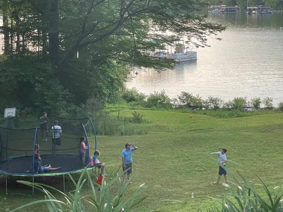 Cozy, Lake Lanier Property With Amazing Views Dawsonville Exterior foto